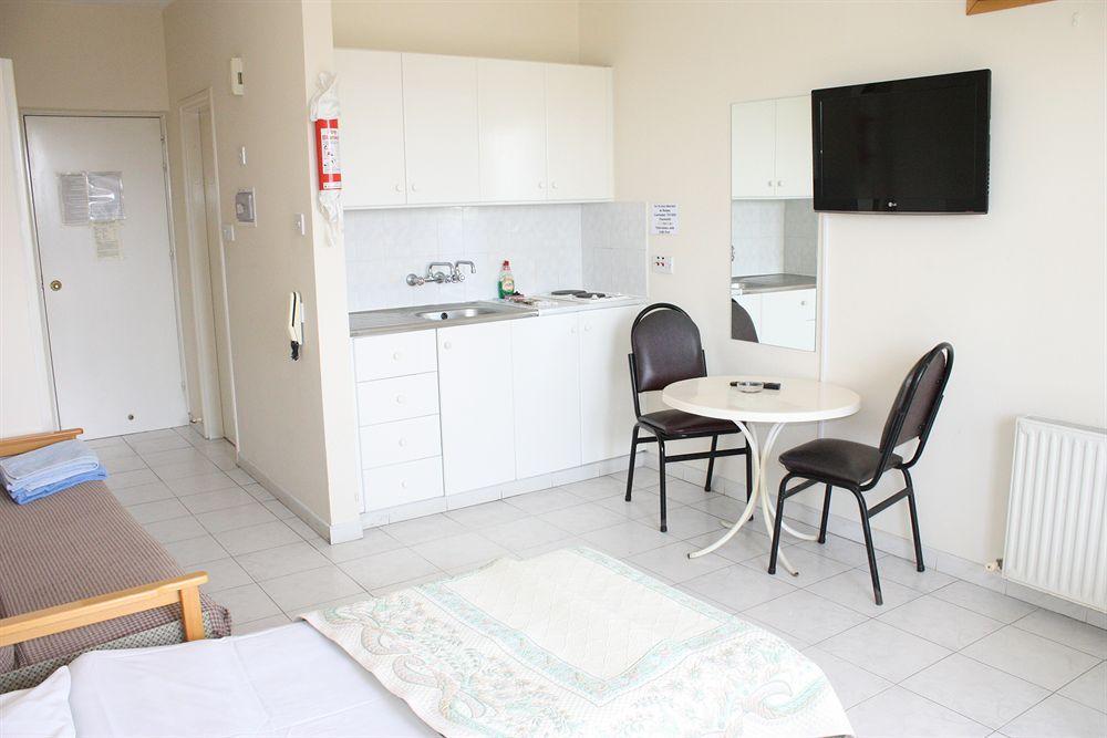 Tycoon Apartments Limassol Luaran gambar