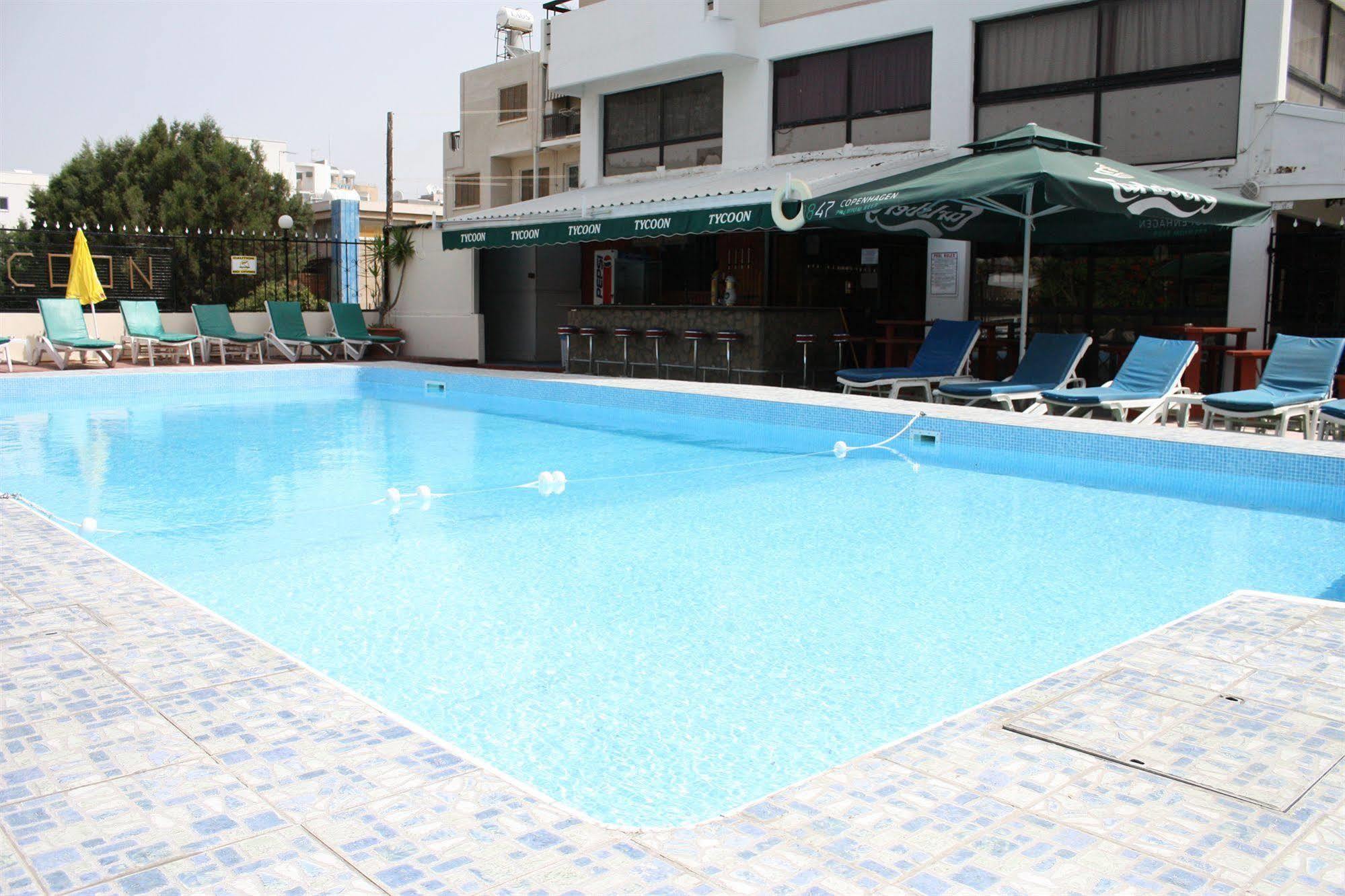 Tycoon Apartments Limassol Luaran gambar