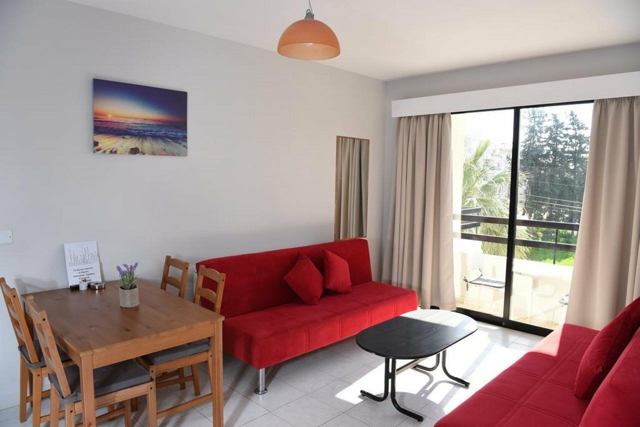 Tycoon Apartments Limassol Luaran gambar