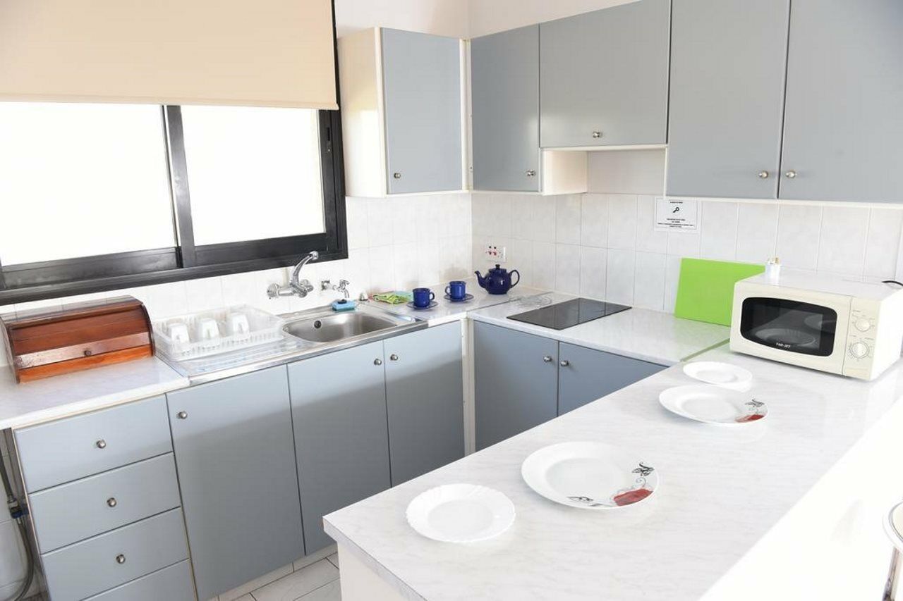 Tycoon Apartments Limassol Luaran gambar